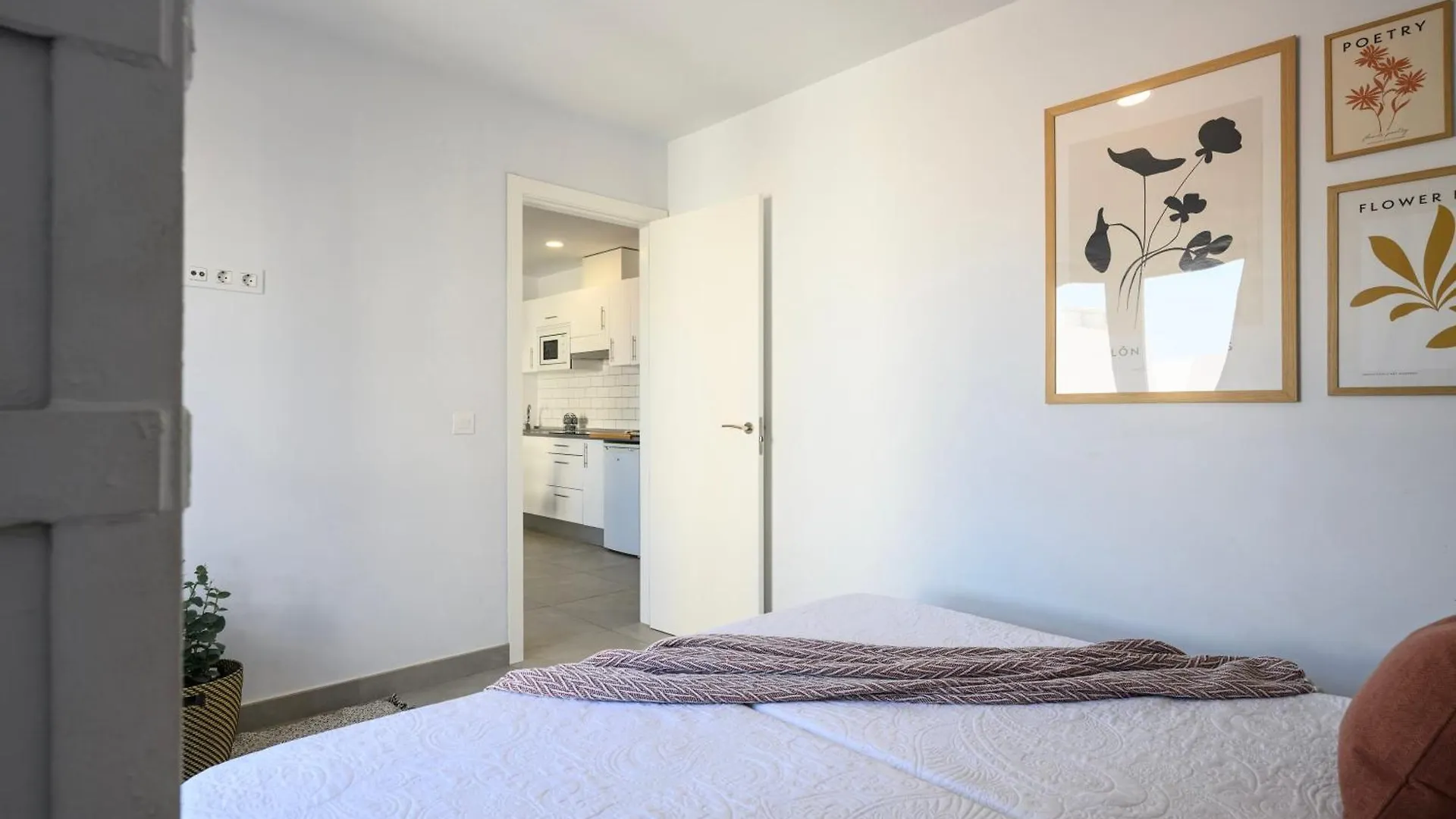 Vegueta Rooftop Suites Las Palmas de Gran Canaria Aparthotel
